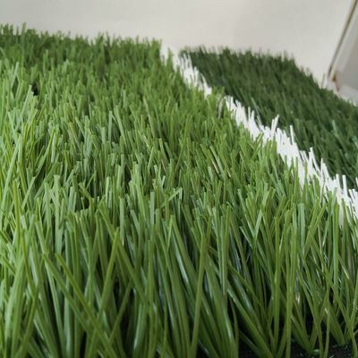 Monofilamento PE erba da campo da calcio all'aperto ad alta densità con tasso di cucitura di 16/10 cm