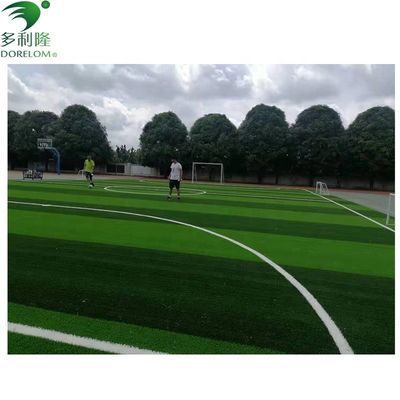 2.2-2,5 kg di erba artificiale in monofilamenti di PE per campi da calcio