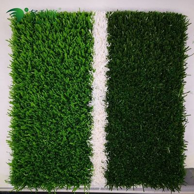 Pianta di erba artificiale non riempita