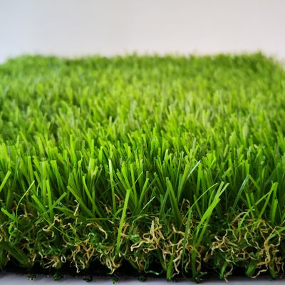 8204 Tappeto di plastica per l'erba La soluzione definitiva per l'arredamento e l'arredamento dei giardini