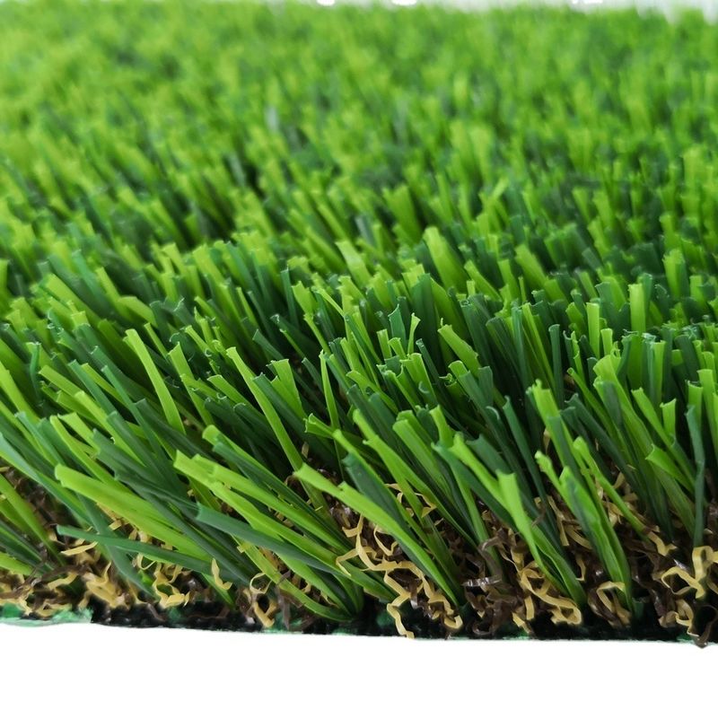 16800 cuciture/m2 Densità verde a forma di U Erba sintetica con alto Dtex e colore verde